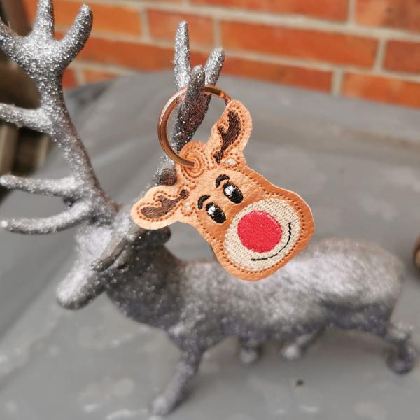 ITH-Stickdatei Schlüsselanhänger Rentierkopf